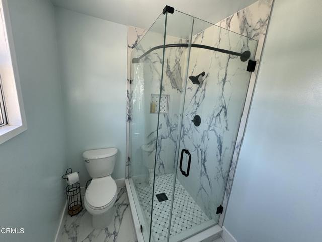 Building Photo - 1075 Chevron Ct