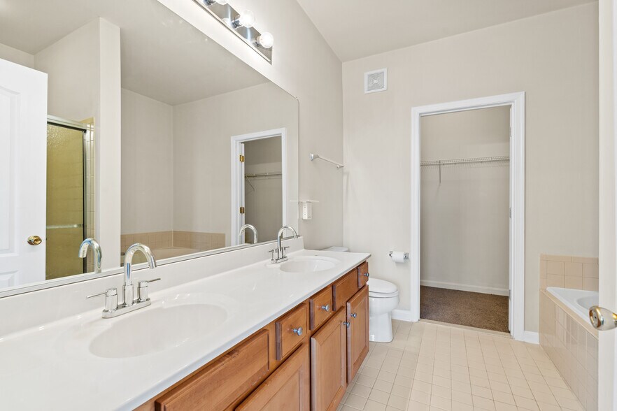 Building Photo - 5530 Capital Gateway Dr