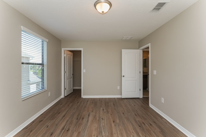 Building Photo - 11638 Lake Blvd