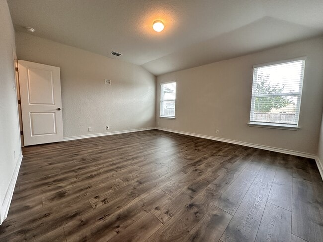 Building Photo - 9923 Moon Shine