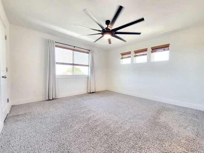 Building Photo - 130 Furlong Dr