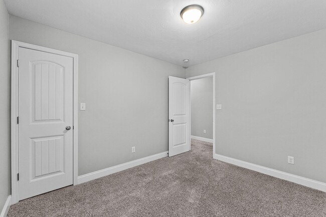 Building Photo - 1132 Sierra Ln