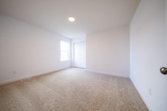 Building Photo - 22660 Isla Wy