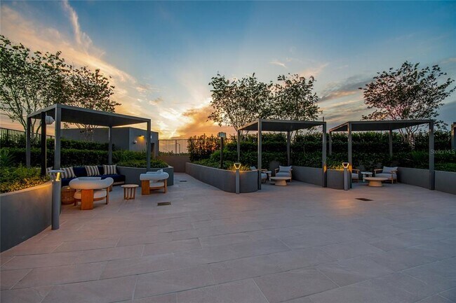 Building Photo - 3015 S Ysabella Ave