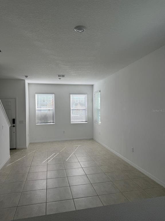 Building Photo - 2953 Skyline Lp