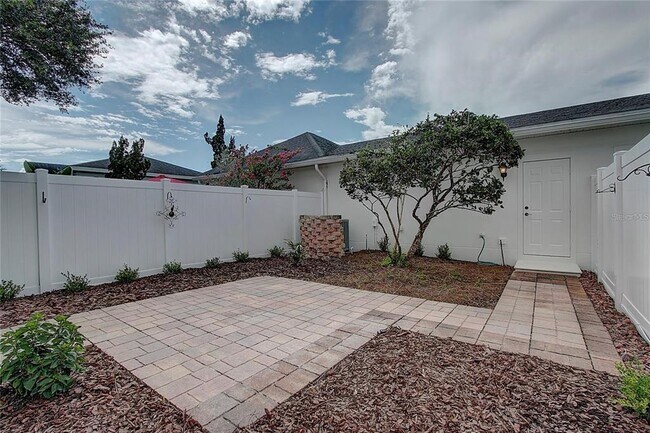 Building Photo - 4307 Corrine Dr