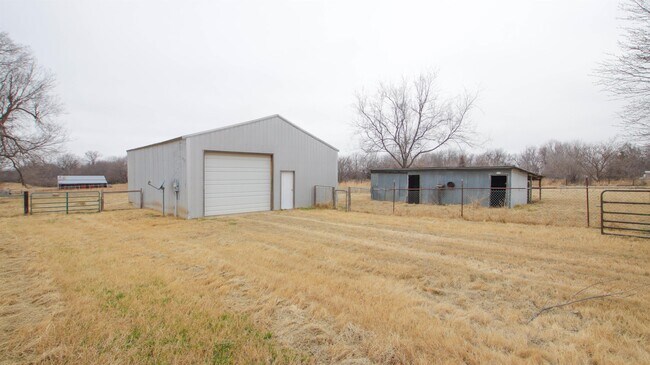 Building Photo - 1715 N Midwest Blvd