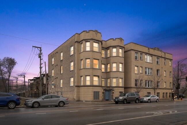 Primary Photo - 3806 W Washington Blvd