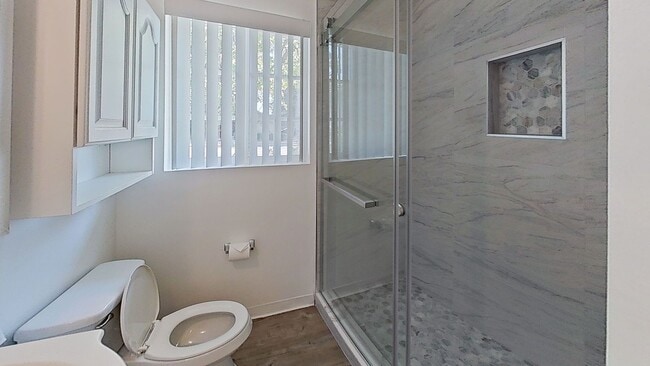 Building Photo - Beautiful  4+2 GRANADA HILLS HOME