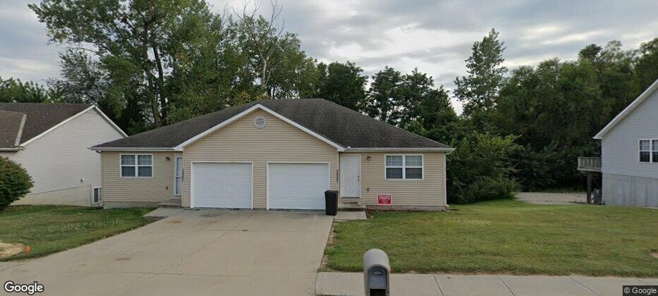 Building Photo - 5606 E Valley View Dr