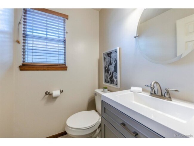 Building Photo - 3184 W Sugarbowl Ct