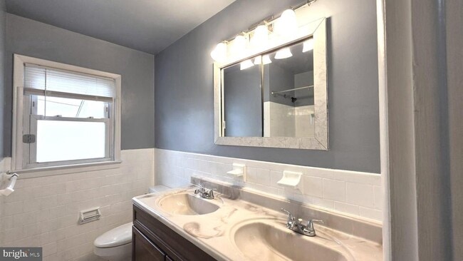 Building Photo - 361 David Hall Rd