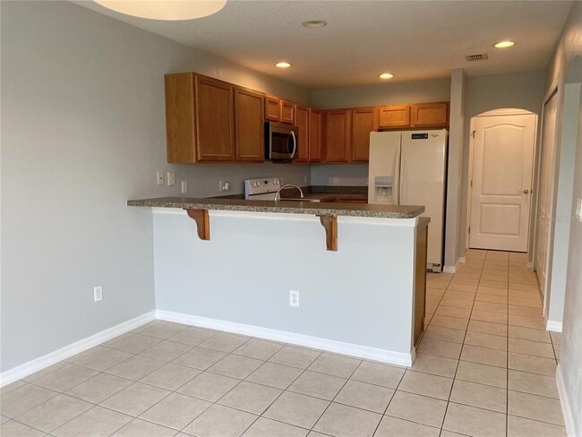 Building Photo - 2044 Portcastle Cir