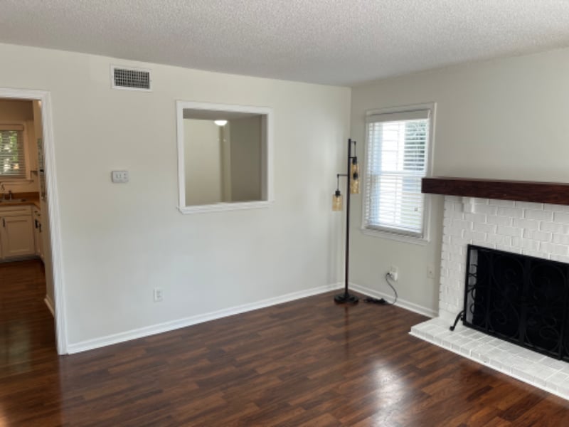 Building Photo - 3344 Oak Trees Ct