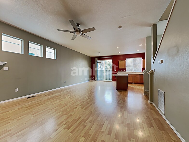 Building Photo - 17633 SW Falling Leaf Ct