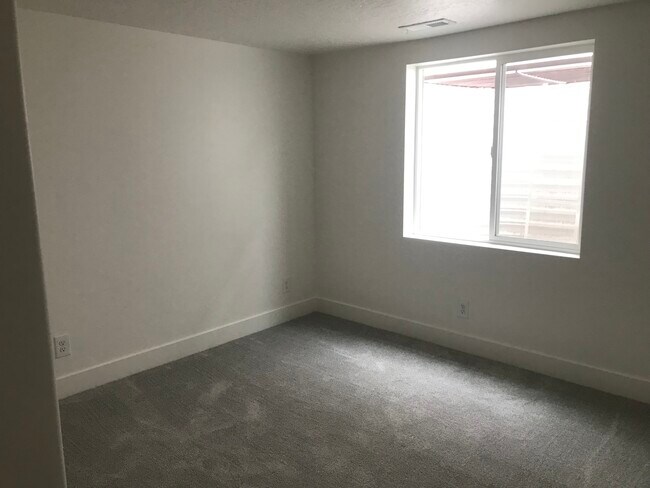 Building Photo - 4590 E Golden Autumn Vw