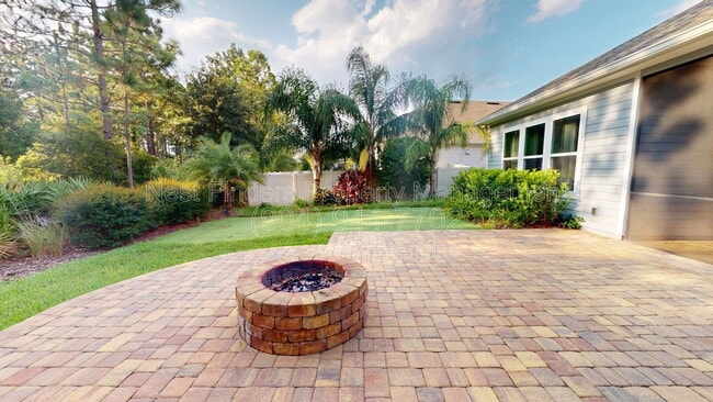 Building Photo - 57 Carina Trl