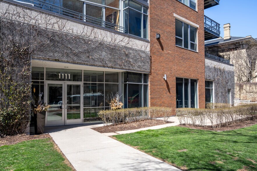 Building Entrance - 1111 N Marshall St