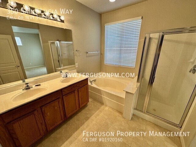 Building Photo - 350 St Lucia Way