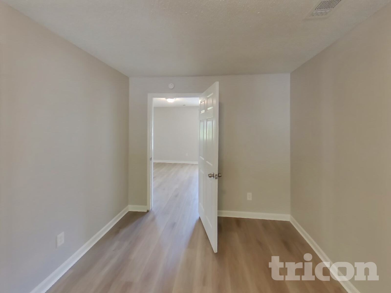 Building Photo - 6262 Varnay Ct