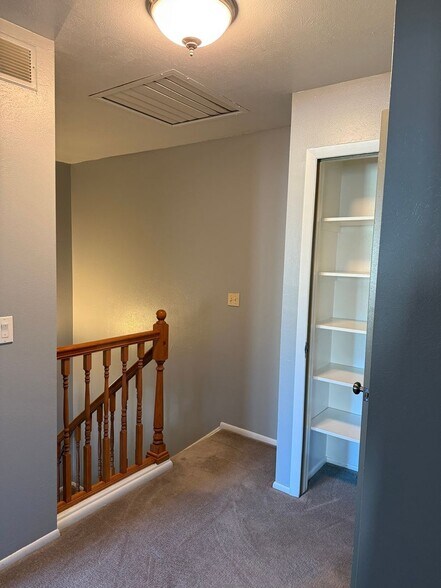 Building Photo - 8776 Chase Dr