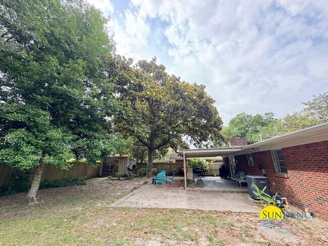 Building Photo - Updated 3-Bedroom Home in Fort Walton Beach!
