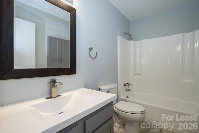 Building Photo - 11722 Carmel Lakes Dr