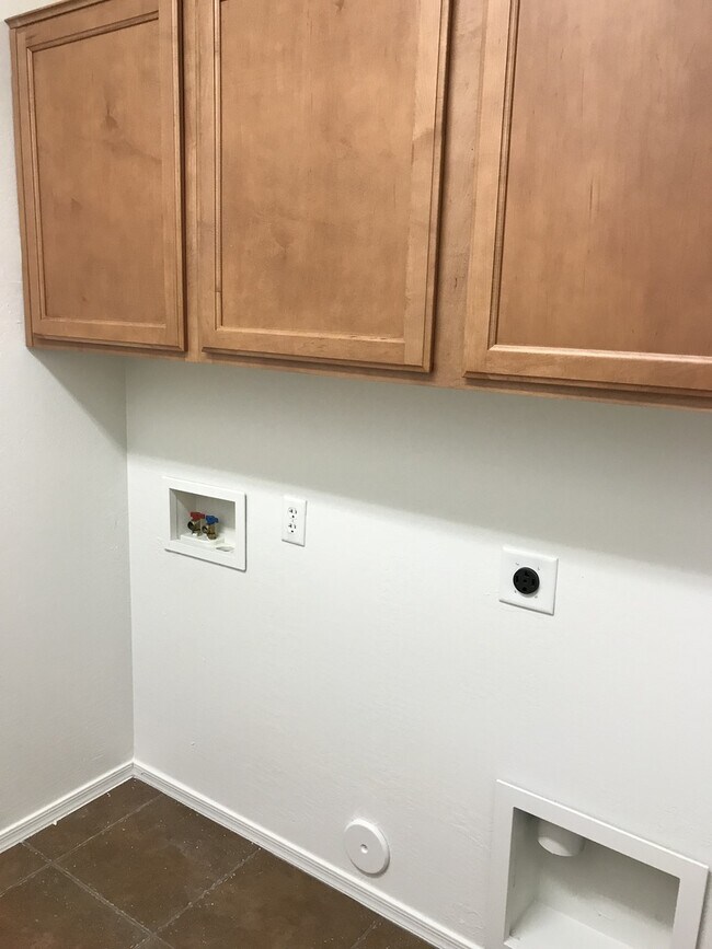 Building Photo - 3886 S Marigold Way
