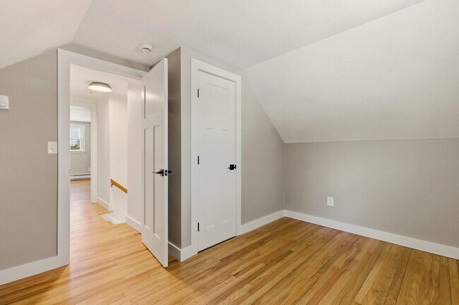 Building Photo - 29 Lovell Rd