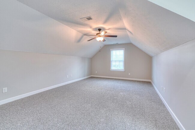 Building Photo - 1485 Round Rock Dr
