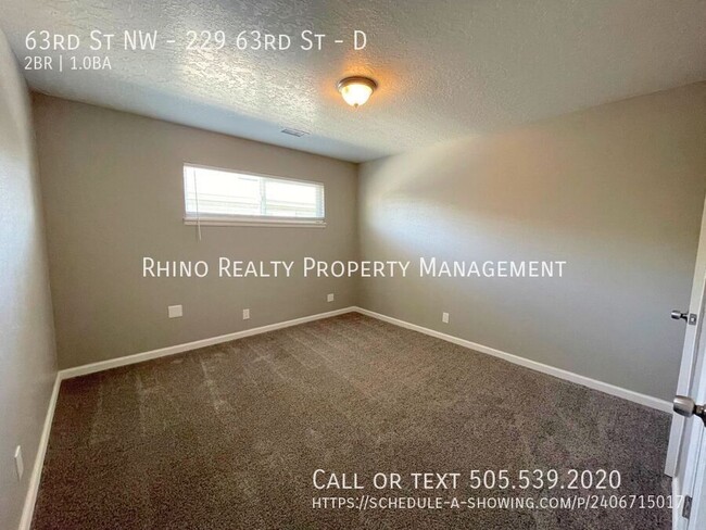 Building Photo - Welcome To Vida Nueva Apartments! 2 Bedroo...