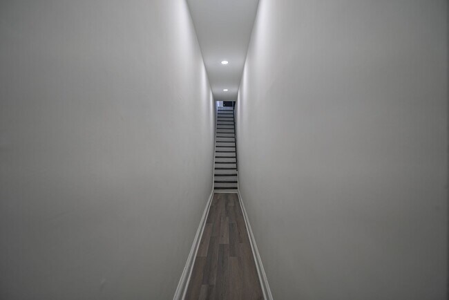 Building Photo - 2410 Wharton St