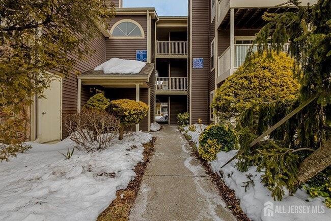 Building Photo - 236 Blew Ct