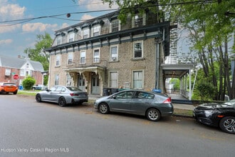 Building Photo - 89 Green St