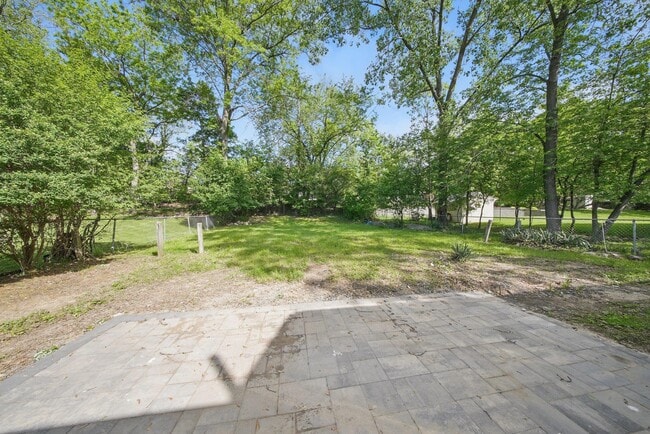 Building Photo - 341 Highland Ave Ext