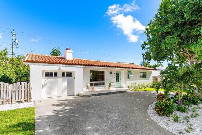 Building Photo - 11 Hersey Dr