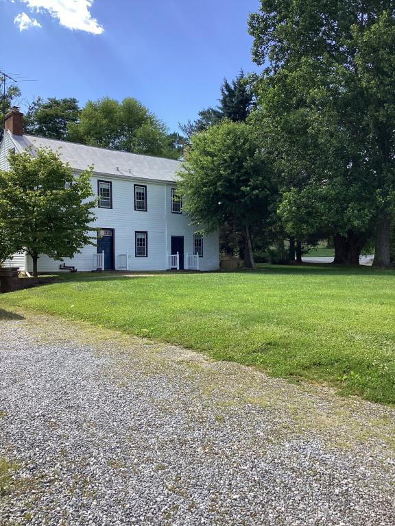 Building Photo - 2839 Uniontown Rd