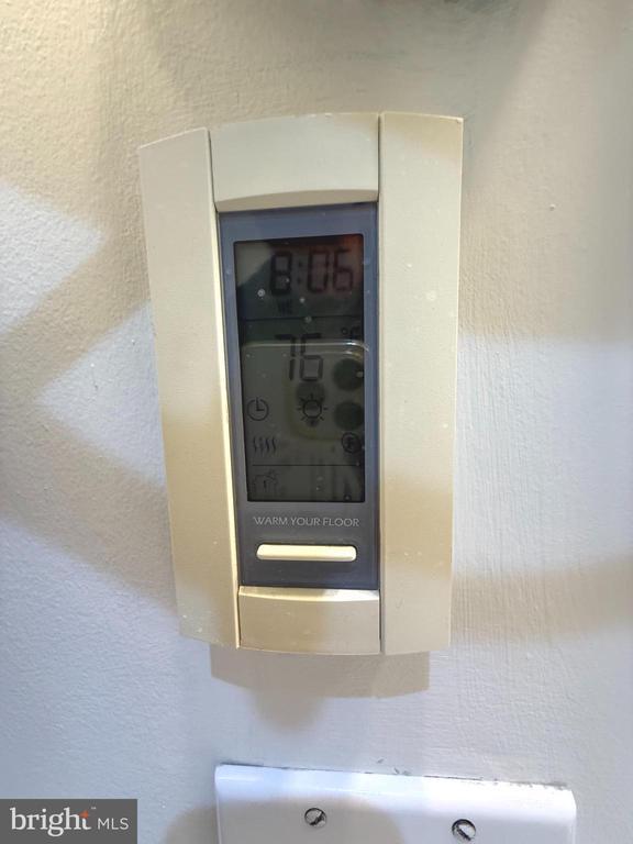 Building Photo - 1612 Mt Eagle Pl