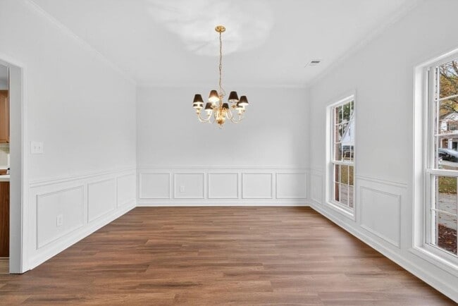 Building Photo - 2467 Bittersweet Cir