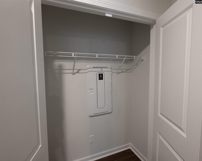 Building Photo - 572 Whippoorwill Dr