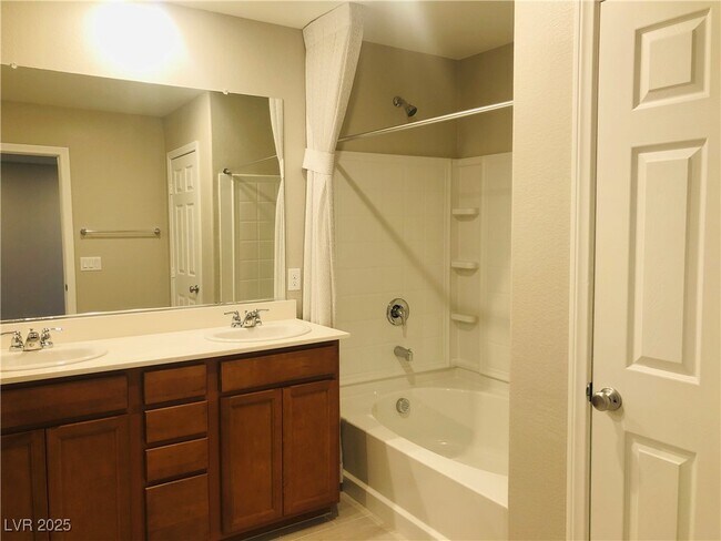 Building Photo - 7108 Adrian Peak St