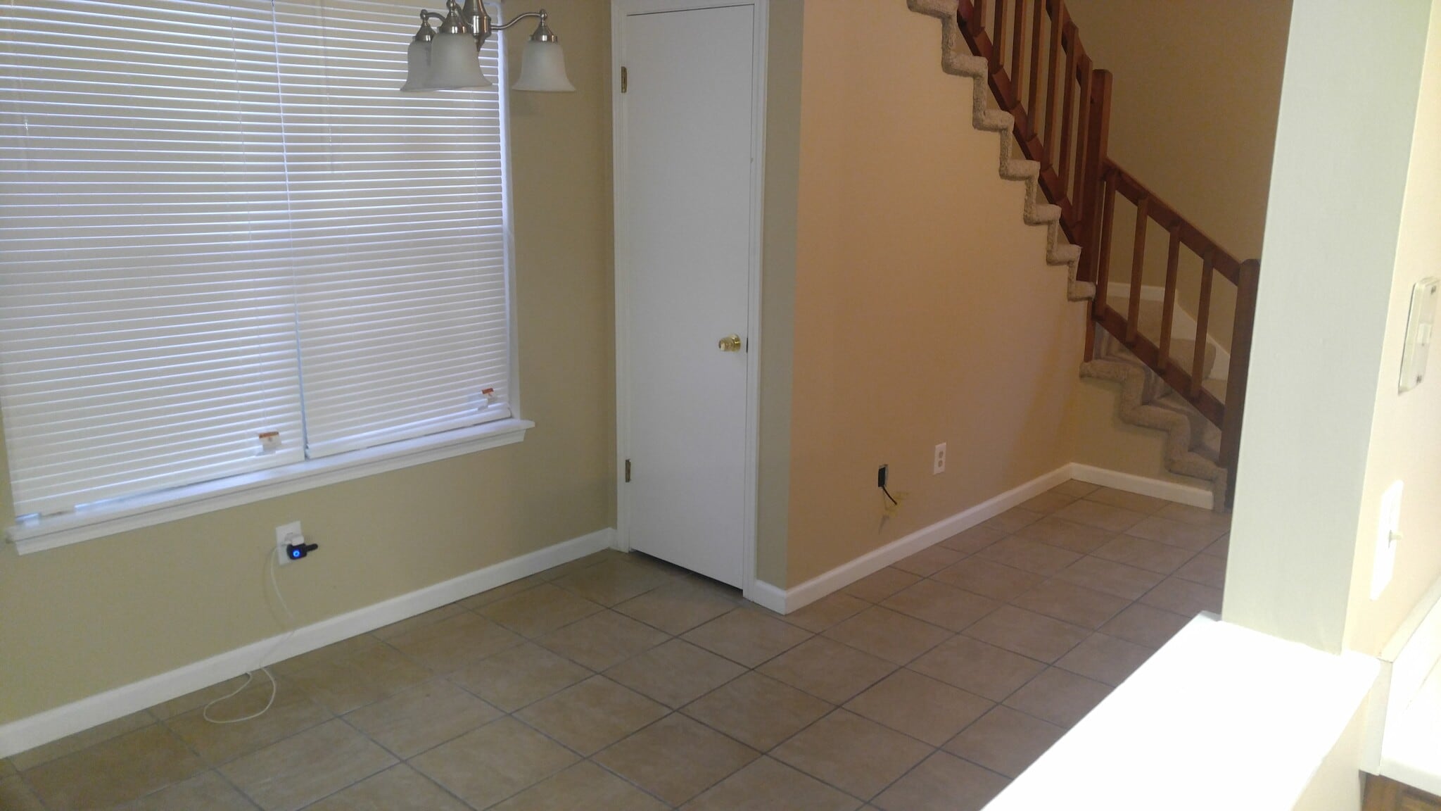 Building Photo - 1924 Cornell Way