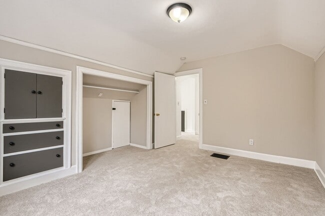 Building Photo - NEW BEST PRICE at $2,195 Fully Rehab 3 Bed...