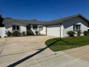 Building Photo - 3620 Mt Aladin Ave