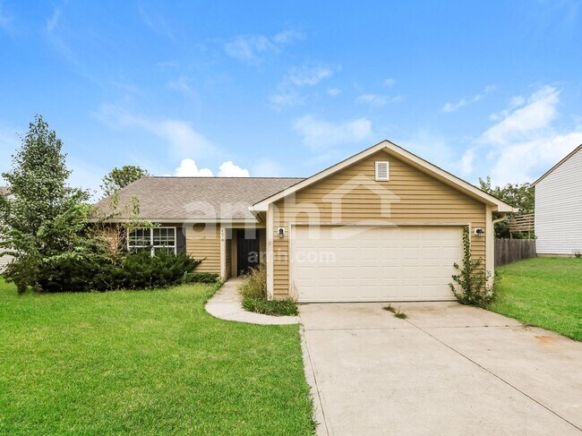 Building Photo - 4070 Magnolia Dr