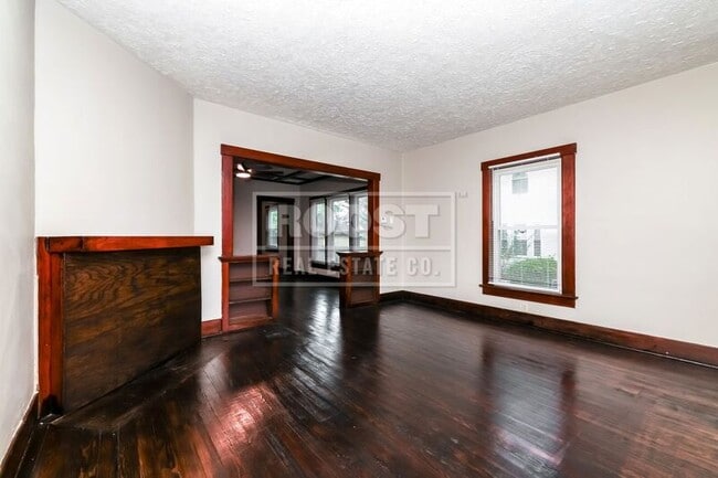 Building Photo - 363 E Cecil St