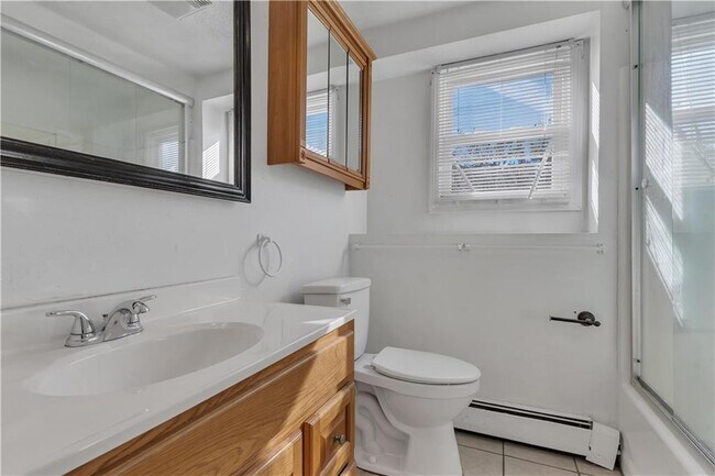 Building Photo - 66 Silver Lake Ave