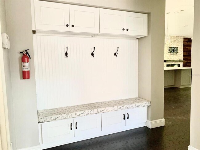 Building Photo - 7452 Sea Island Ln