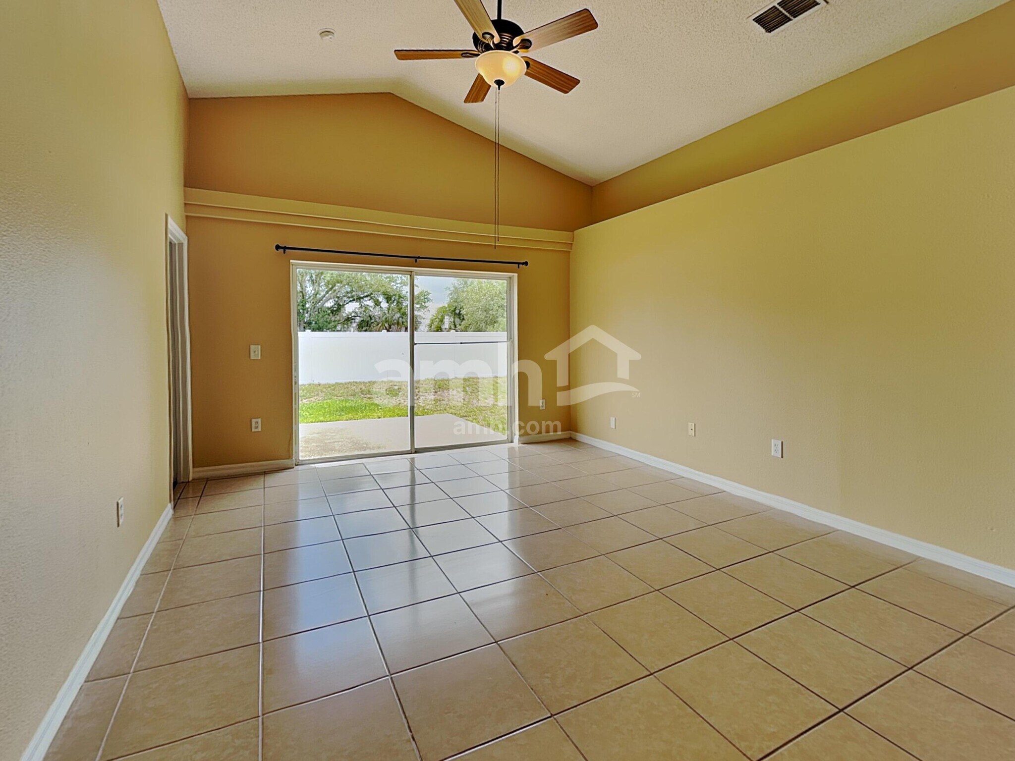 Building Photo - 950 Woodsong Way