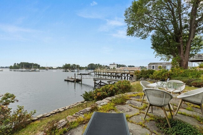 Building Photo - 148 Whipple Rd